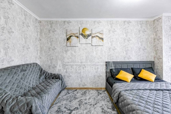 
  Продается 1-комн. квартира, 30 м², Островского ул
. Фото 3.