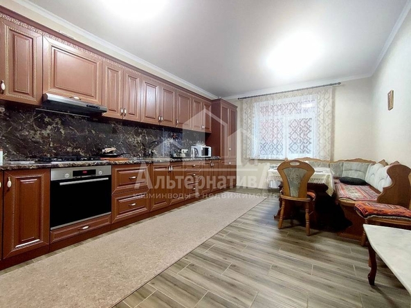 
   Продам 3-комнатную, 91.8 м², Веселая ул

. Фото 1.