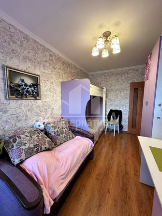 
  Продается 4-комн. квартира, 90 м², Красивая ул
. Фото 12.