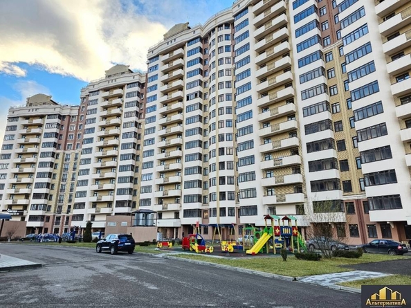 
  Продается 3-комн. квартира, 92.9 м², ЖК Звезда
. Фото 1.