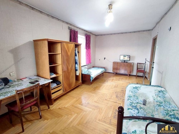 
   Продам 2-комнатную, 46 м², К.Цеткин ул

. Фото 3.