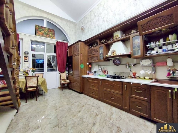 
   Продам 2-комнатную, 86 м², Ленинградская ул

. Фото 12.