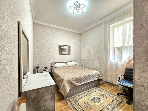 
   Продам 3-комнатную, 64.8 м², Жуковского ул

. Фото 9.