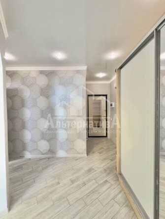 
  Продается 1-комн. квартира, 42 м², Кленовая роща ул
. Фото 10.