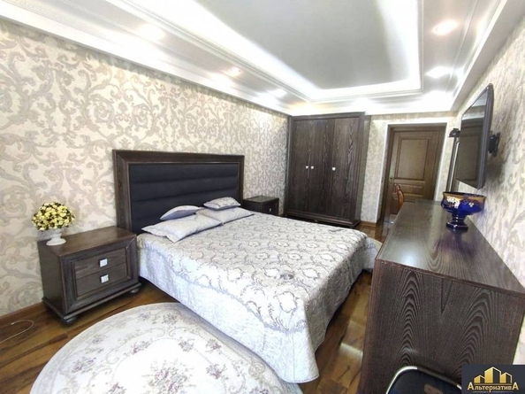 
  Продается 3-комн. квартира, 85 м², Ленинградская ул
. Фото 9.