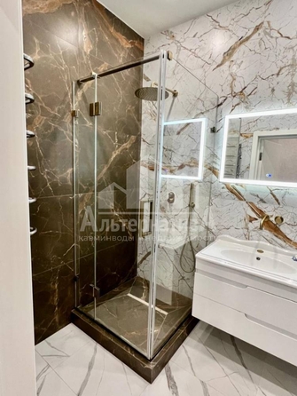 
  Продается 2-комн. квартира, 57 м², Жмакина ул
. Фото 13.
