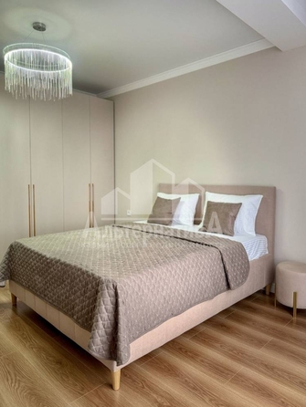 
  Продается 1-комн. квартира, 42.8 м², Замковая ул
. Фото 3.