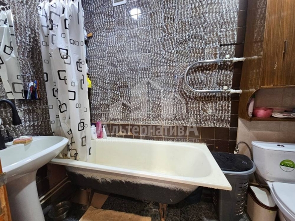 
   Продам 2-комнатную, 56 м², Интернациональная ул

. Фото 12.