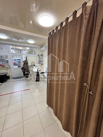 
  Продается универсальное помещение, 40 м², Красивая ул
. Фото 3.