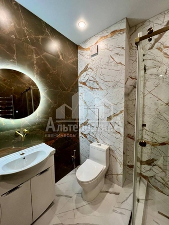 
  Продается 2-комн. квартира, 60.3 м², Жмакина ул
. Фото 10.