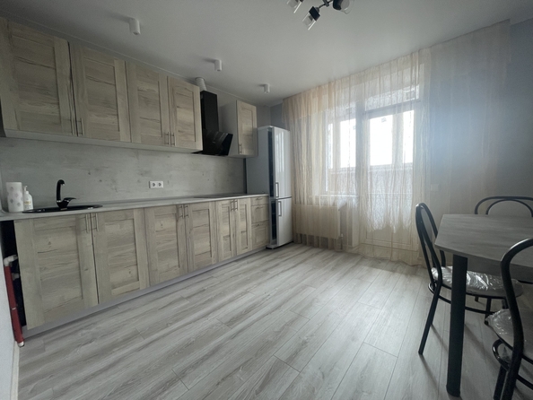 
  Продается 1-комн. квартира 40 м². Фото 1.