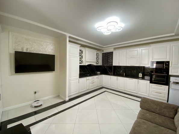 
  Продается 2-комн. квартира 76.5 м². Фото 1.