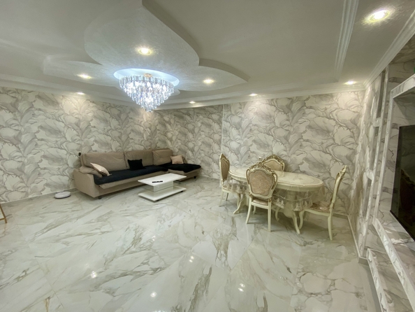 
  Продается 4-комн. квартира 184.5 м². Фото 2.