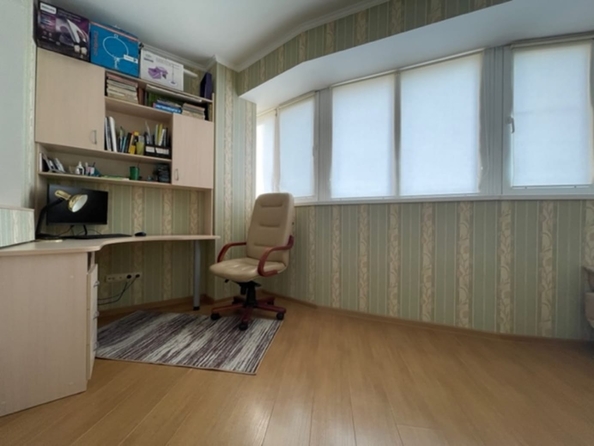 
  Продается 4-комн. квартира 143 м². Фото 13.