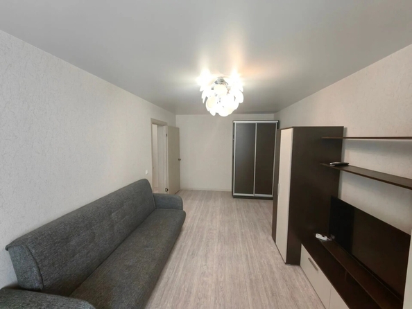 
  Продается 2-комн. квартира 52 м², в ЖК Суворовский, литера 16. Фото 5.