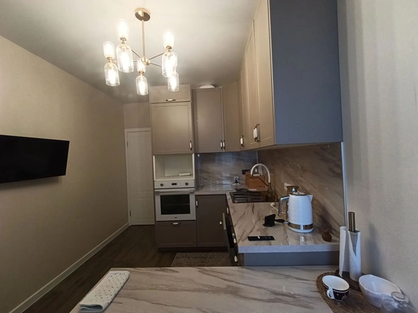 
  Продам 2-комн. квартиру 54.3 м², в ЖК Грин Парк, литер 2. Фото 2.