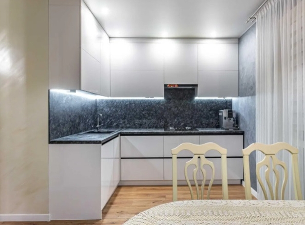 
  Продается 2-комн. квартира 74.2 м². Фото 1.