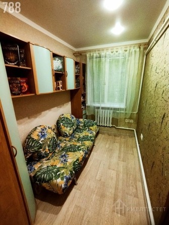 
   Продам 3-комнатную, 52 м², Островского пер, 67

. Фото 2.