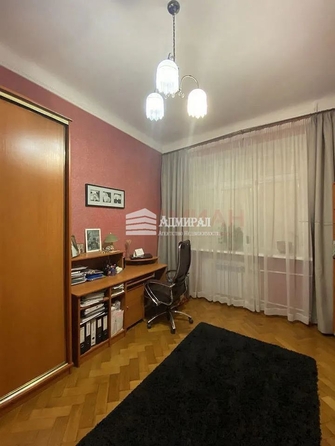 
   Продам 4-комнатную, 100 м², Ворошиловский пр-кт, 8

. Фото 1.