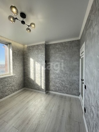 
   Продам 2-комнатную, 41 м², Вагулевского ул, 35-37

. Фото 11.