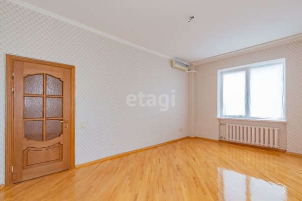 
   Продам 3-комнатную, 130 м², Пушкинская ул, 138

. Фото 4.