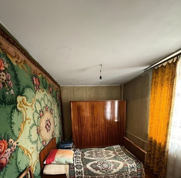 
   Продам 4-комнатную, 62.8 м², Оганова ул, 10

. Фото 4.