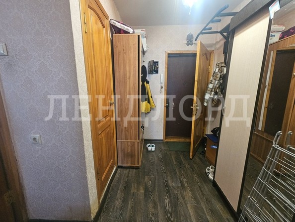 
   Продам 1-комнатную, 35 м², Комарова б-р, 24

. Фото 3.