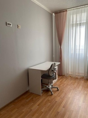 
   Продам 3-комнатную, 88 м², Комарова ул, 101/26

. Фото 1.