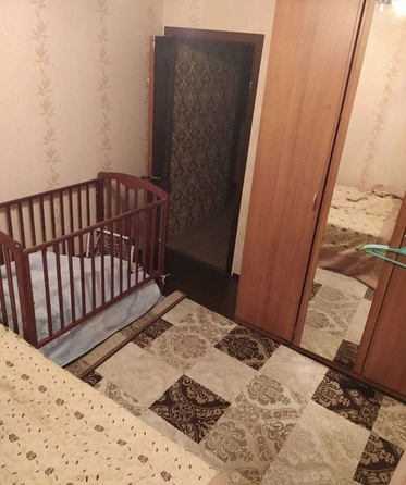 
   Продам 2-комнатную, 54 м², Вятская ул, 104

. Фото 2.