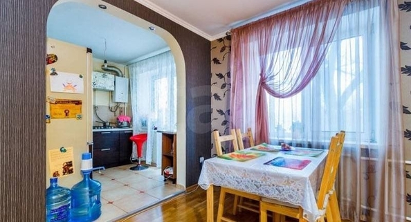 
   Продам 4-комнатную, 98 м², 

. Фото 6.