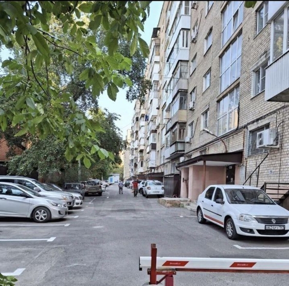 
   Продам 2-комнатную, 50 м², Максима Горького ул, 285

. Фото 1.