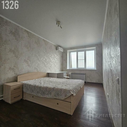 
   Продам 1-комнатную, 37 м², Венеры ул, 9/5

. Фото 3.