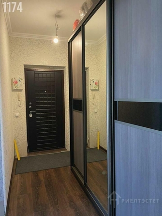 
   Продам 2-комнатную, 58 м², Жданова ул, 7/33

. Фото 3.