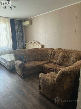 
   Продам 2-комнатную, 58 м², Жданова ул, 7/33

. Фото 4.