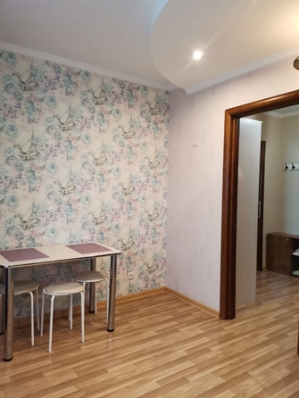 
   Продам 1-комнатную, 42 м², Миронова ул, 16/11

. Фото 2.