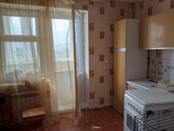 
   Продам 1-комнатную, 44 м², Лелюшенко ул, 13

. Фото 7.