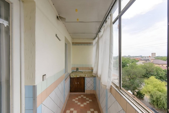 
   Продам 2-комнатную, 56 м², Штахановского ул, 1/33

. Фото 3.