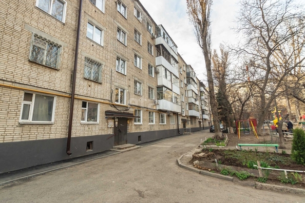 
   Продам 3-комнатную, 51 м², Абаканская ул, 20

. Фото 1.