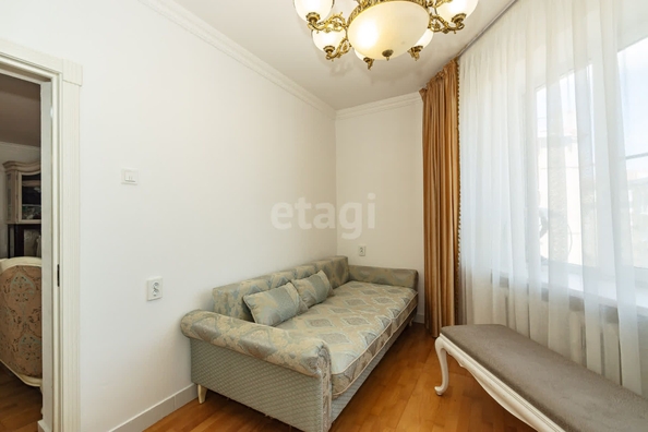 
   Продам 4-комнатную, 93 м², Шаумяна ул, 26

. Фото 4.