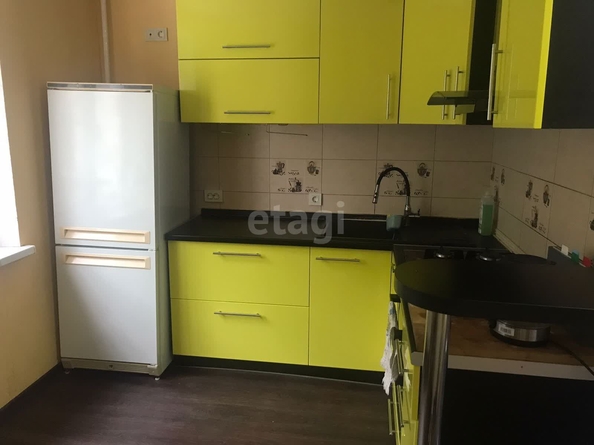 
   Продам 1-комнатную, 40 м², Вятская ул, 112/1

. Фото 10.