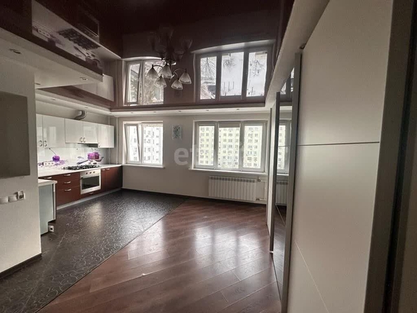 
   Продам 2-комнатную, 57 м², Ярослава Галана ул, 1А

. Фото 1.