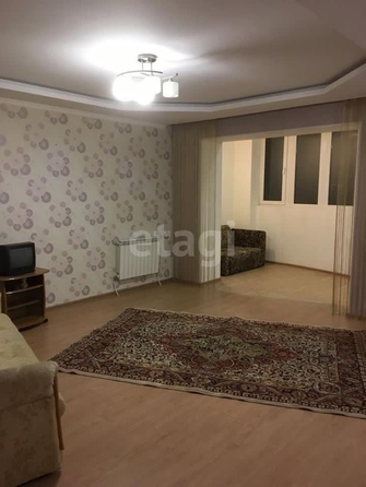 
   Продам 2-комнатную, 89 м², Космонавтов пл, 37

. Фото 7.