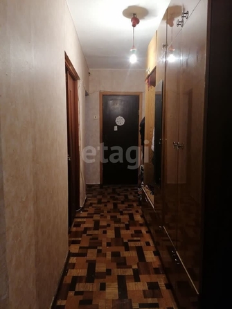 
   Продам 3-комнатную, 65 м², Лелюшенко ул, 3/2

. Фото 2.