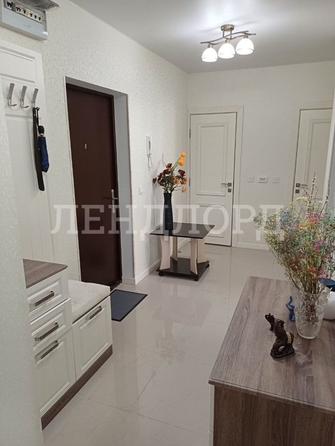 
   Продам 2-комнатную, 60 м², Герасименко ул, 17/4

. Фото 1.