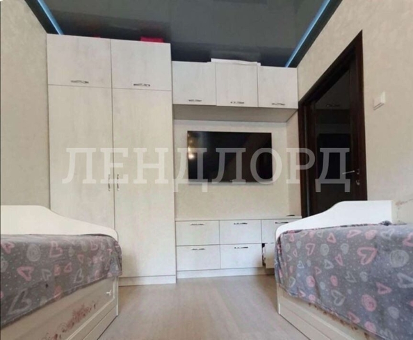 
   Продам 3-комнатную, 80 м², Королева пл, 6/7

. Фото 6.