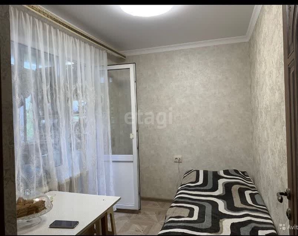 
   Продам 3-комнатную, 64 м², Штахановского ул, 17

. Фото 1.