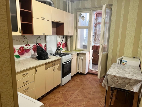 
   Продам 1-комнатную, 41 м², Лелюшенко ул, 1А

. Фото 3.