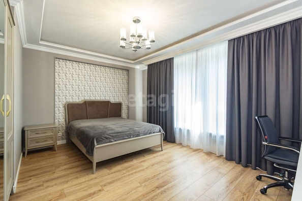 
   Продам 2-комнатную, 72.5 м², Петрашевского ул, 36

. Фото 5.