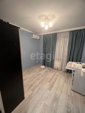 
   Продам 3-комнатную, 71 м², Жмайлова ул, 4/2

. Фото 2.