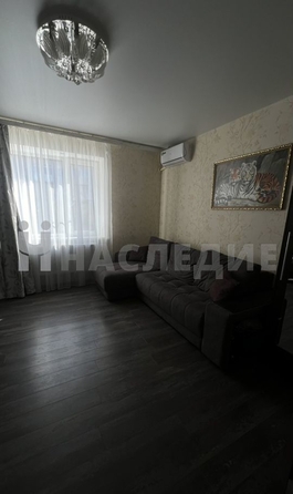 
   Продам 2-комнатную, 54.3 м², Победы ул, 105

. Фото 4.